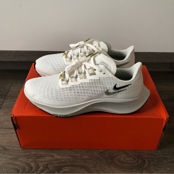 Brand NEW Nike Air Zoom Pegasus 37 Premium White - Picture 4 of 5
